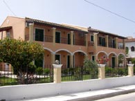 STAVROS APARTMENTS