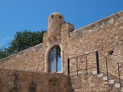 Καζάρμα, το δεσποτικό φρούριο στη Σητεία Κρήτης